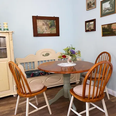 Historisches Flair Und Moderne In Blankenburg Apartment